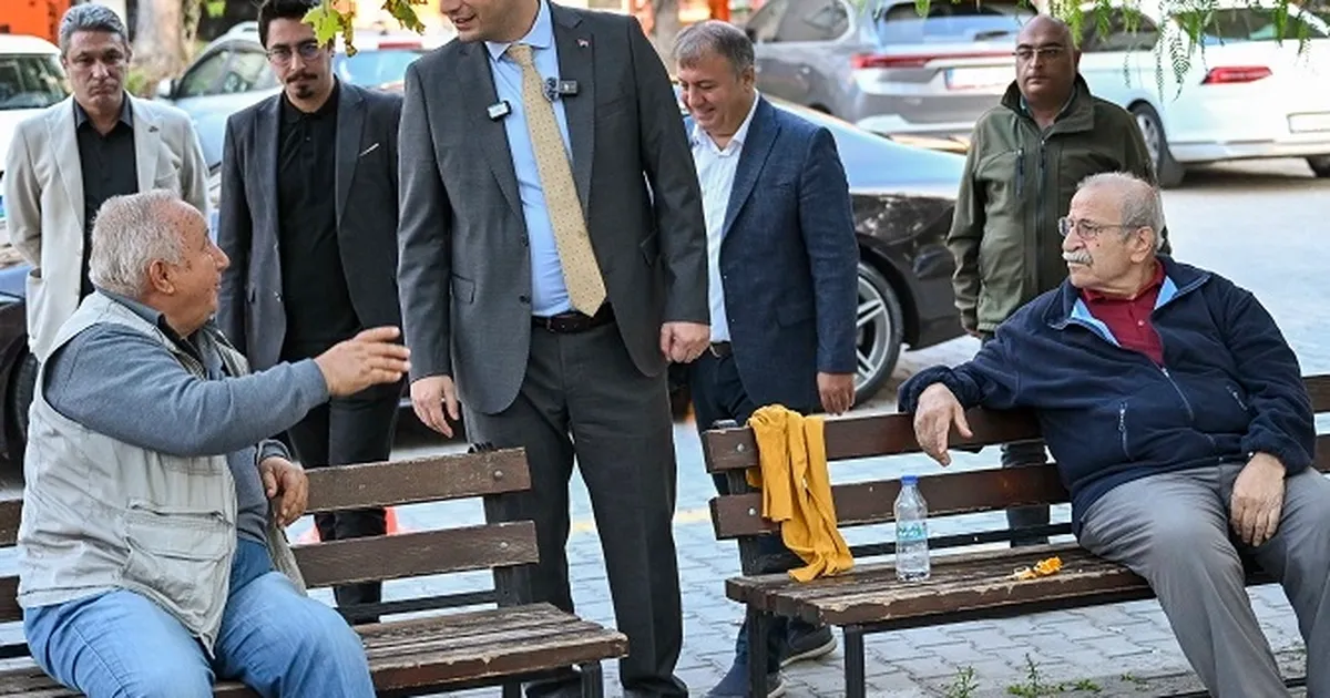 İzmir Bornova’da sokak ziyareti ile nabız yokluyor